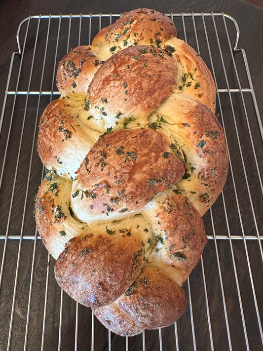 Italian Garlic Roll Challah